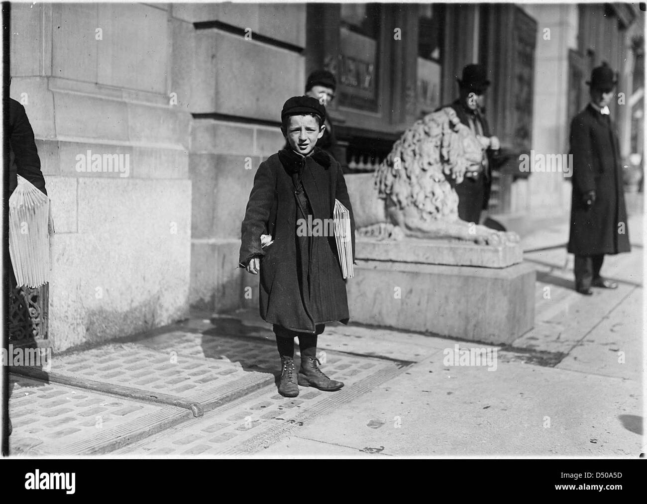 Joseph Harris, eine 9-jährige Zeitungsjunge. 1 1/2 Jahren verkauft. Hartford, Conn, März 1909 Stockfoto