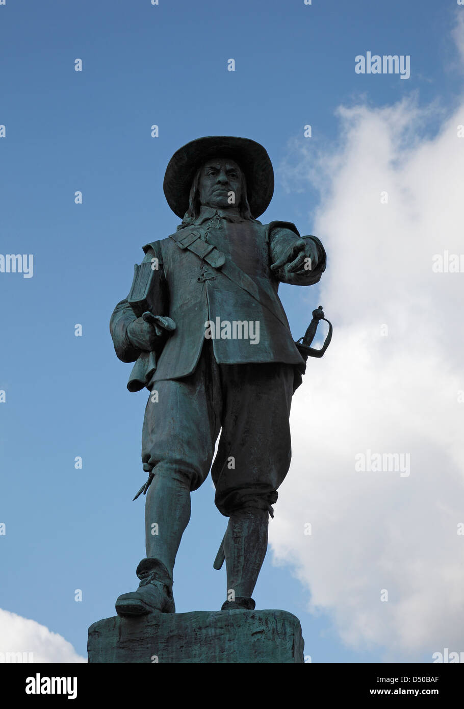 Statue von Oliver Cromwell Markt Hill St Ives Cambridgeshire England Stockfoto