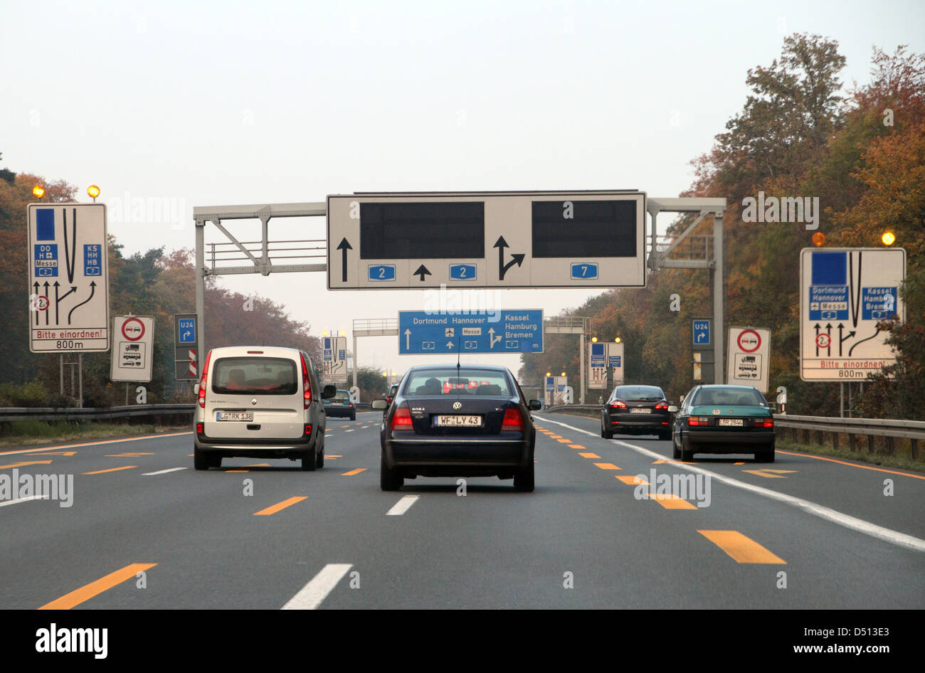 Hannover, Deutschland, Schilderwald an der A2 Stockfoto