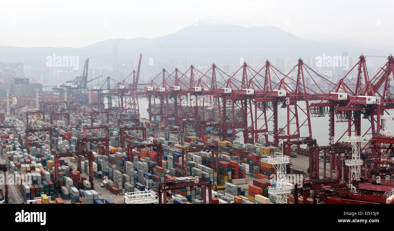 Hong Kong, China, Hong Kong International Terminal Ladekrane, Containerhafen Stockfoto