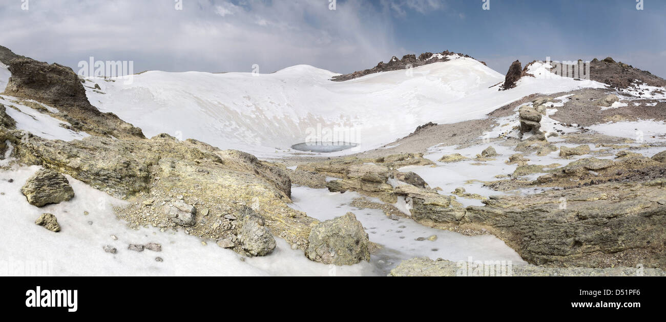 Damavand-Gipfel Bergpanorama Stockfoto