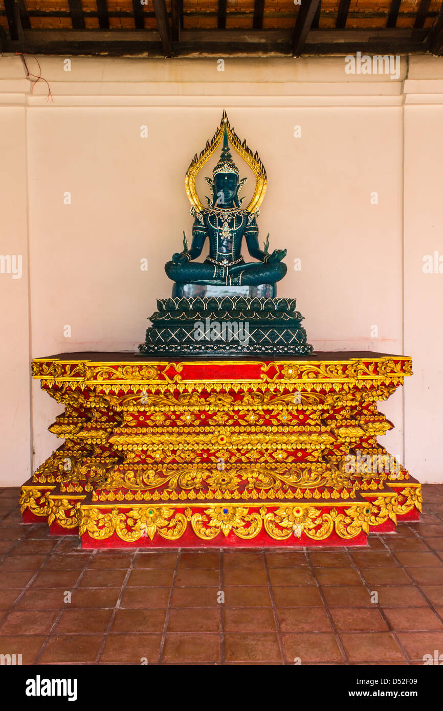 Blauer Buddha im Wat Phra, dass Haripunchai Stockfoto