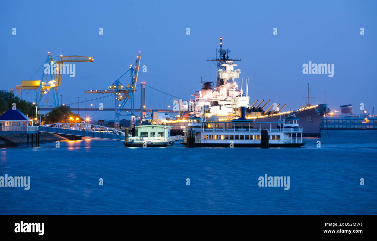 Schlachtschiff New Jersey, Philadelphia Waterfront, Pennsylvania, USA Stockfoto