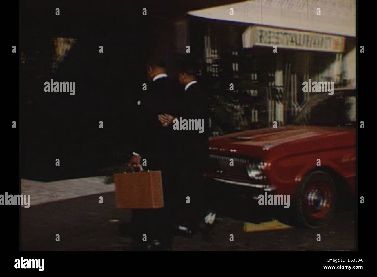 Die Fackel der Freundschaft in Florida symbolisiert die Geschichte des Staates, die Segregation und das Streben nach Bürgerrechten zu überwinden. Sie erinnert an die Kämpfe und Fortschritte, die im Kampf für die Gleichstellung der Rasse erzielt wurden. Stockfoto