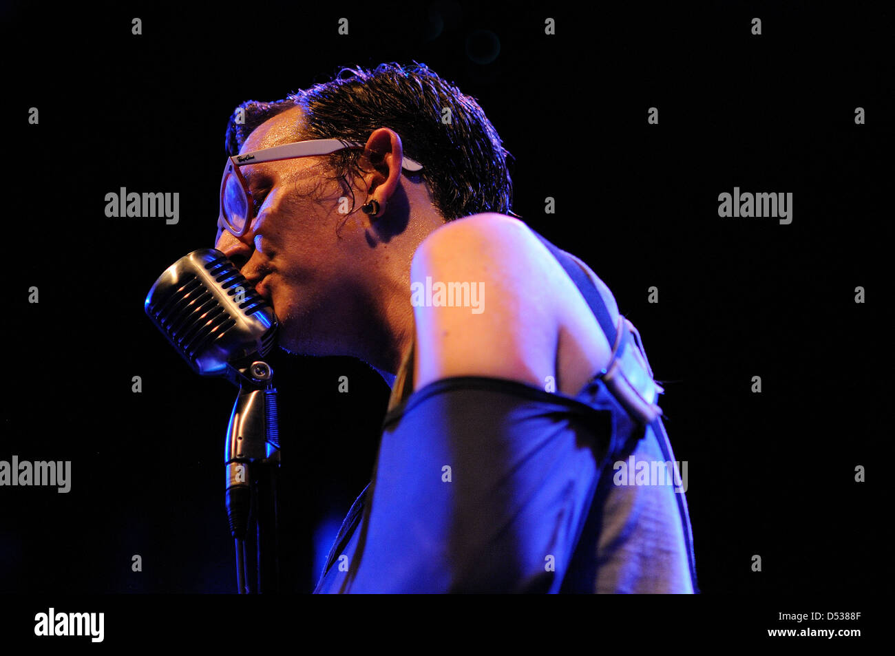 BARCELONA, Spanien - SEPT 8: Micah P. Hinson Band führt Trompe le Monde Rekord von Pixies im Apolo. Stockfoto