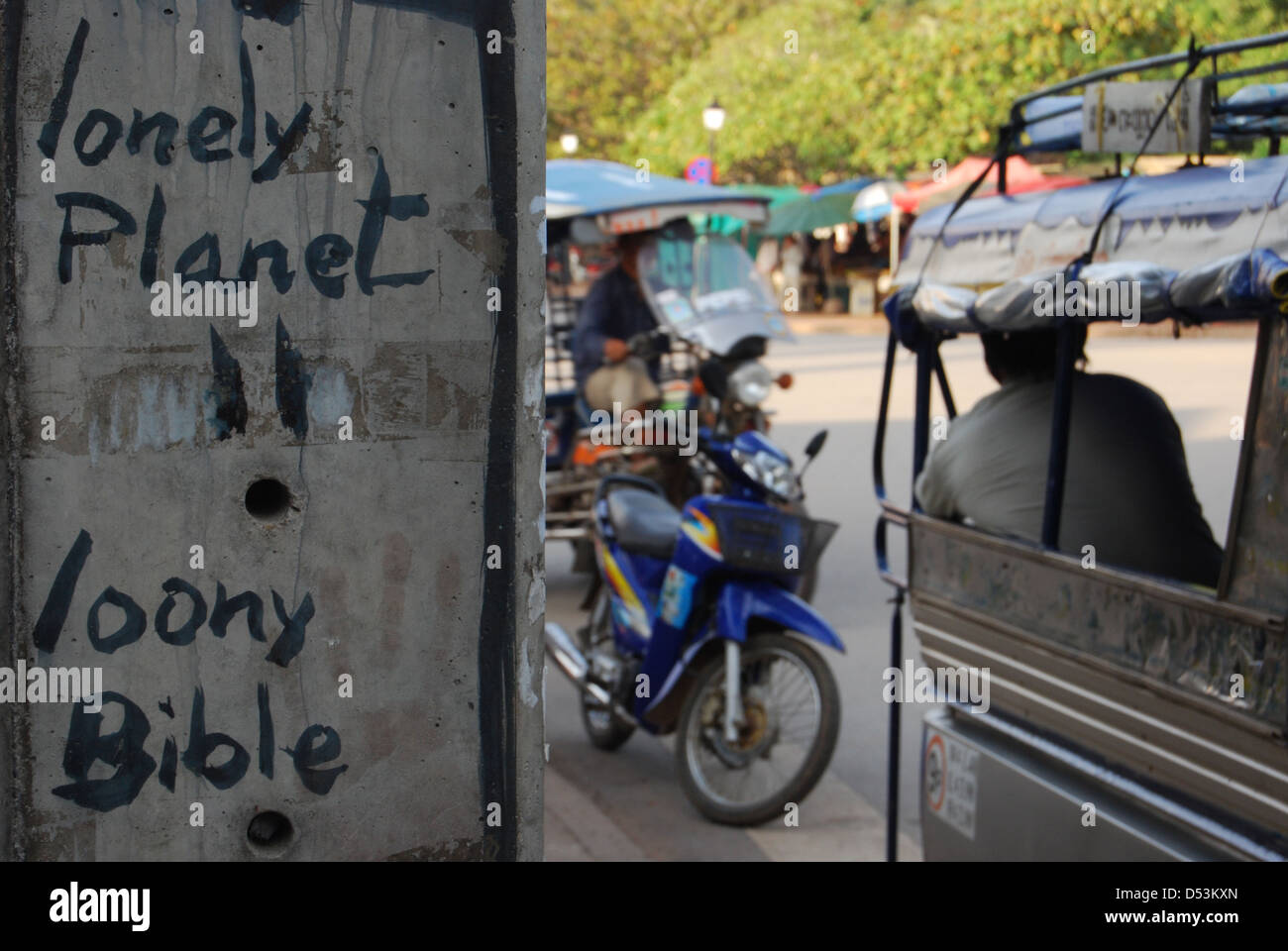 Lonely Planet Laos Luang Prabang Straßenszene Stockfoto