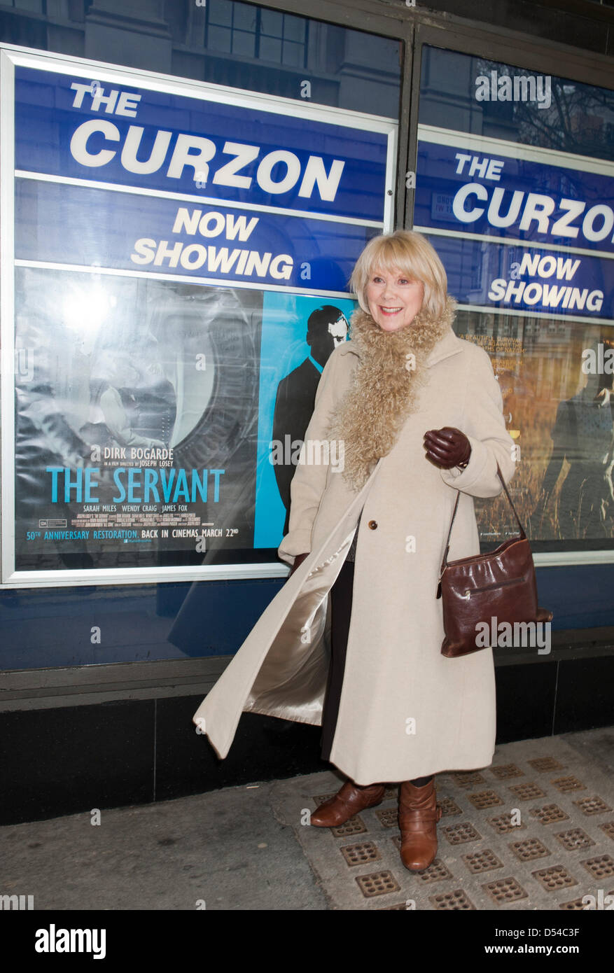 Wendy Craig Ankunft in The Servant, Special Screening sowie Q&A mit Sternen an Curzon Mayfair. London, UK. 24. März 2013. Stockfoto