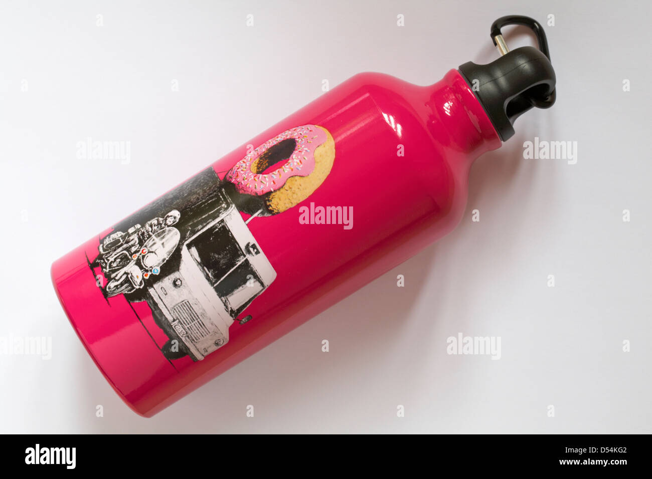 Banksy Wasserflasche auf weißem Hintergrund - Trinkflasche, Trinkflasche Stockfoto