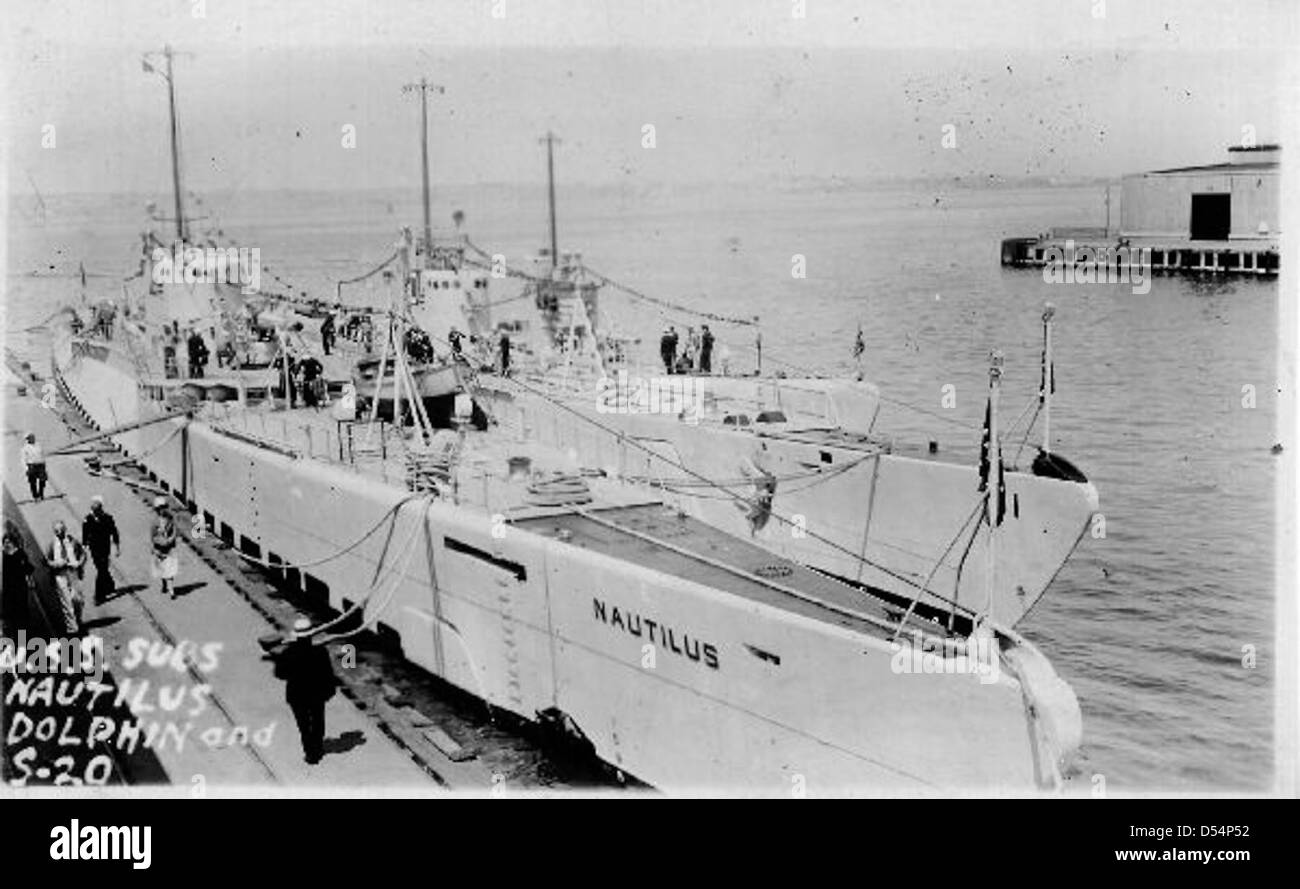 Die USS Dolphin (SS-169), ein U-Boot der Dolphin-Klasse, trug zusammen mit der USS Nautilus (SS-168) und der USS S-20 Mitte des 20. Jahrhunderts zum Unterwassereinsatz der US Navy bei. Stockfoto