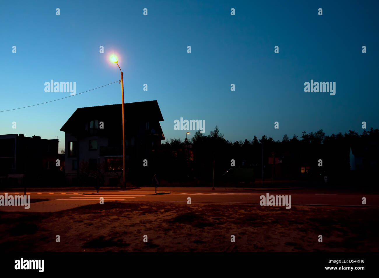 Kuznica, Polen, Häuser in der Dämmerung Stockfoto