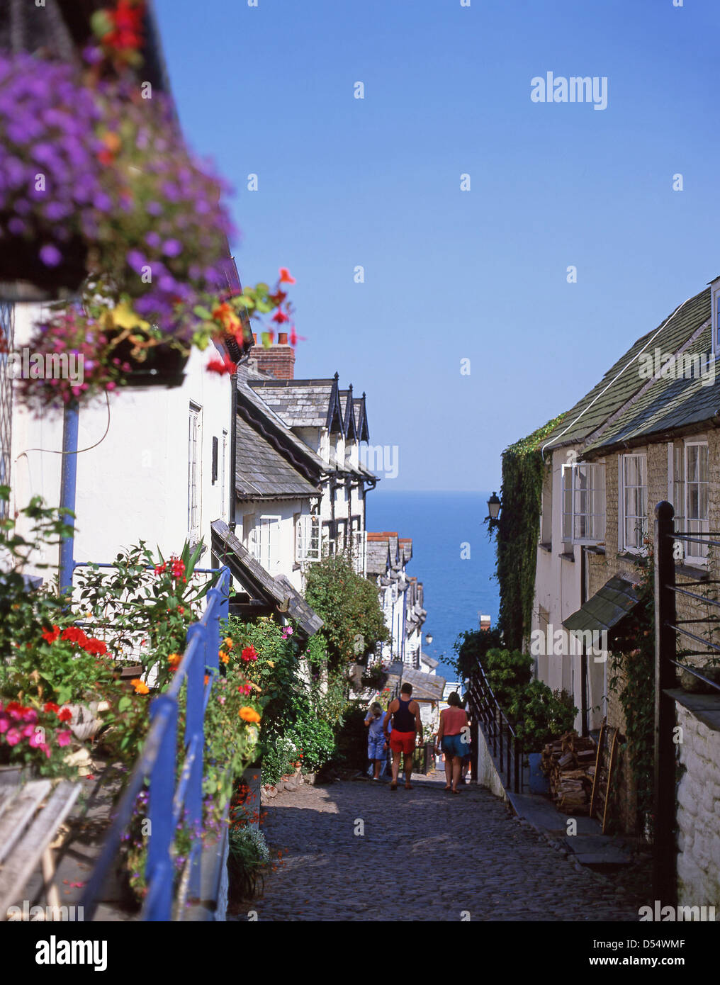 Gepflasterten Hauptstraße in Clovelly, Torridge Bezirk, Devon, England, Vereinigtes Königreich Stockfoto