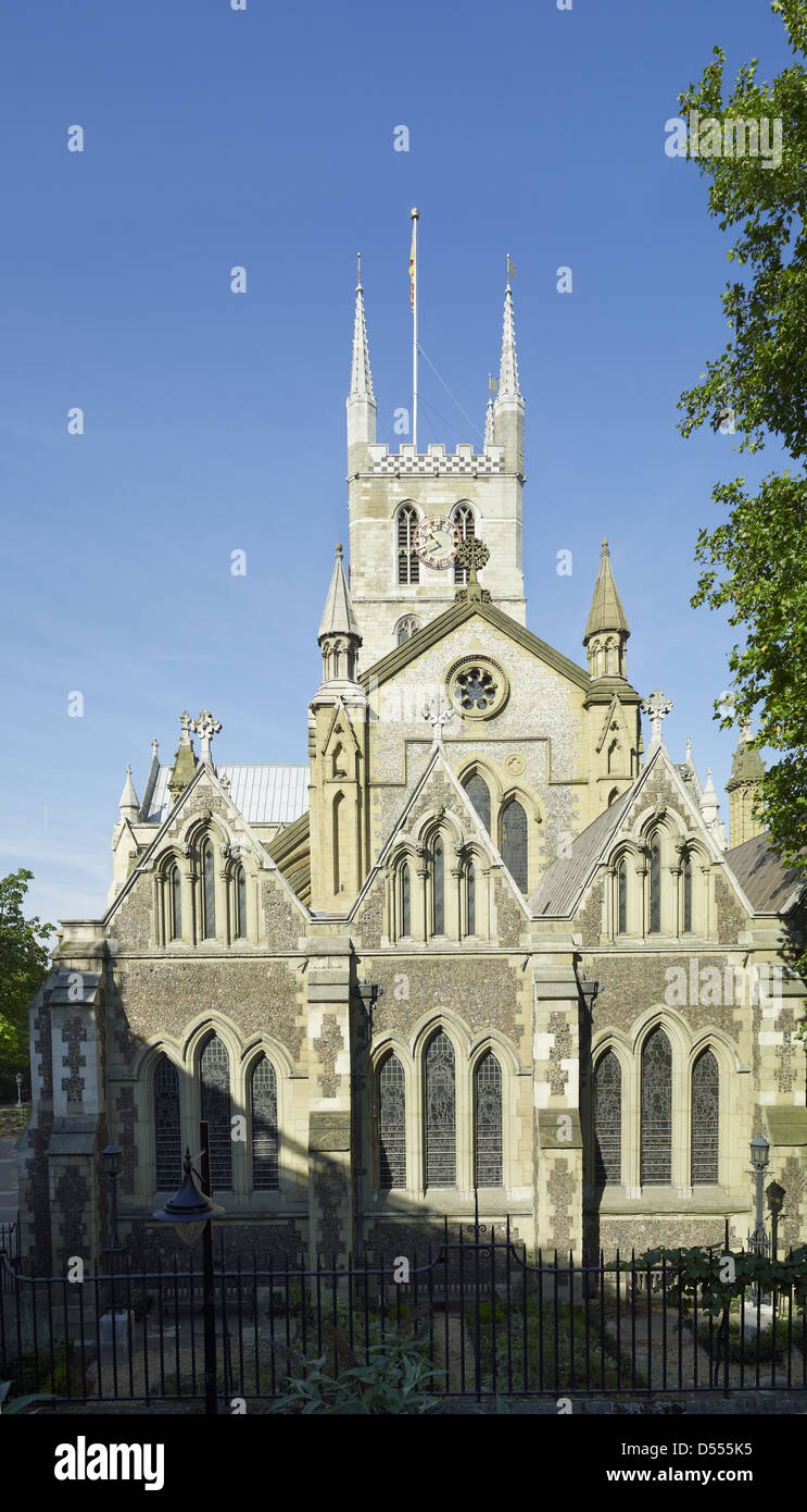 Southwark Cathedral Ostfassade Stockfoto