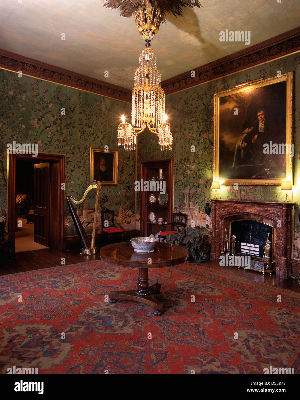 Der Salon von Abbotsford House, früher der Wohnsitz des historischen Schriftsteller und Dichter, Sir Walter Scott Stockfoto
