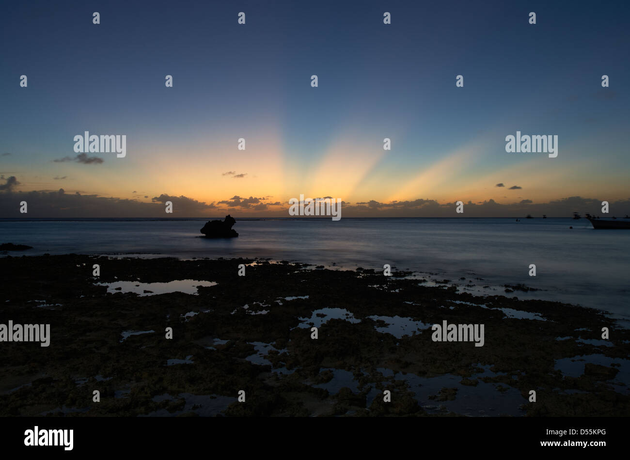St. Lawrence Gap, Barbados, nach der St.-Lawrence-Bucht in der Abendsonne Stockfoto