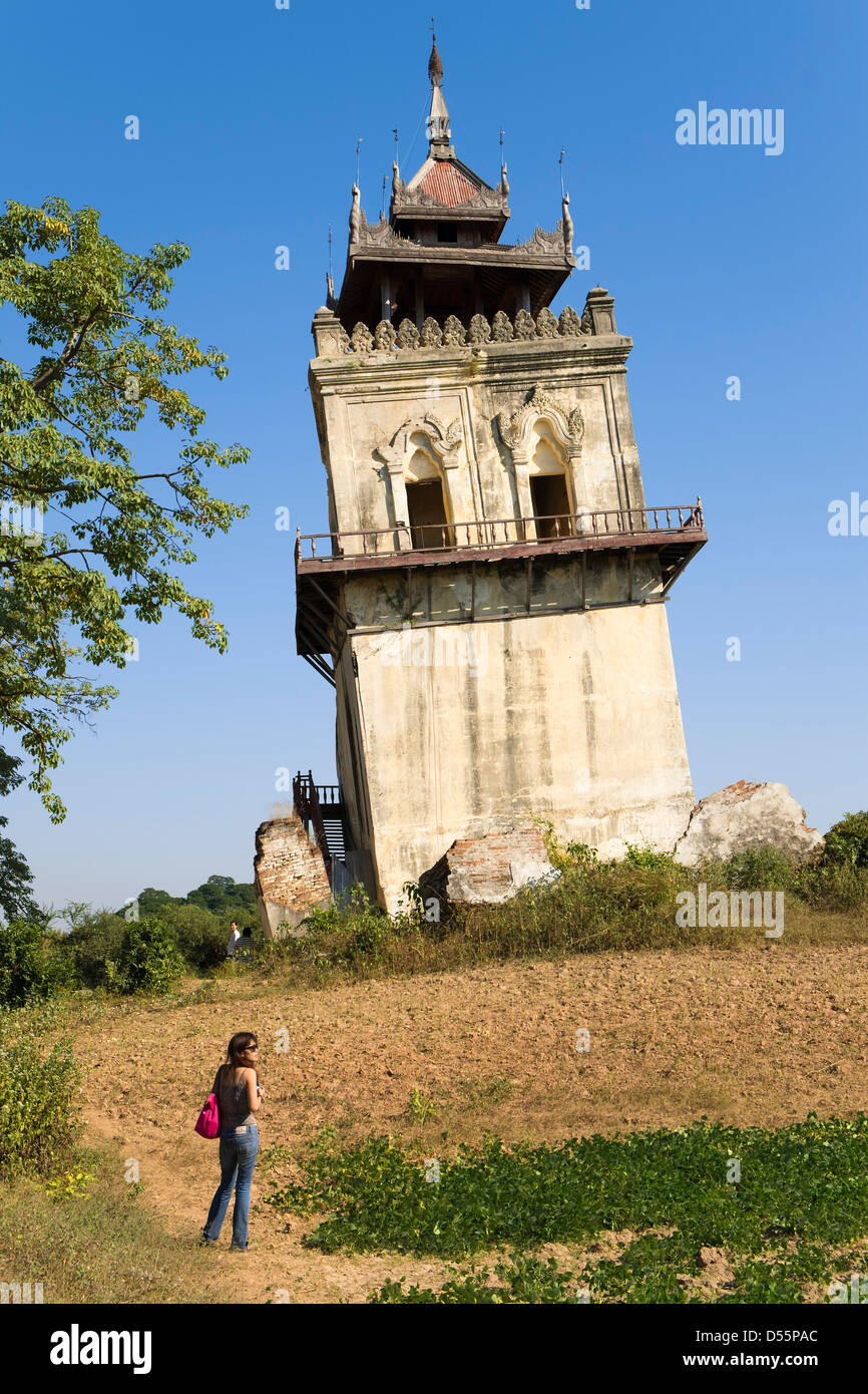 Nanmyin Wachturm, Inwa, Mandalay-Division, Myanmar, Asien Stockfoto