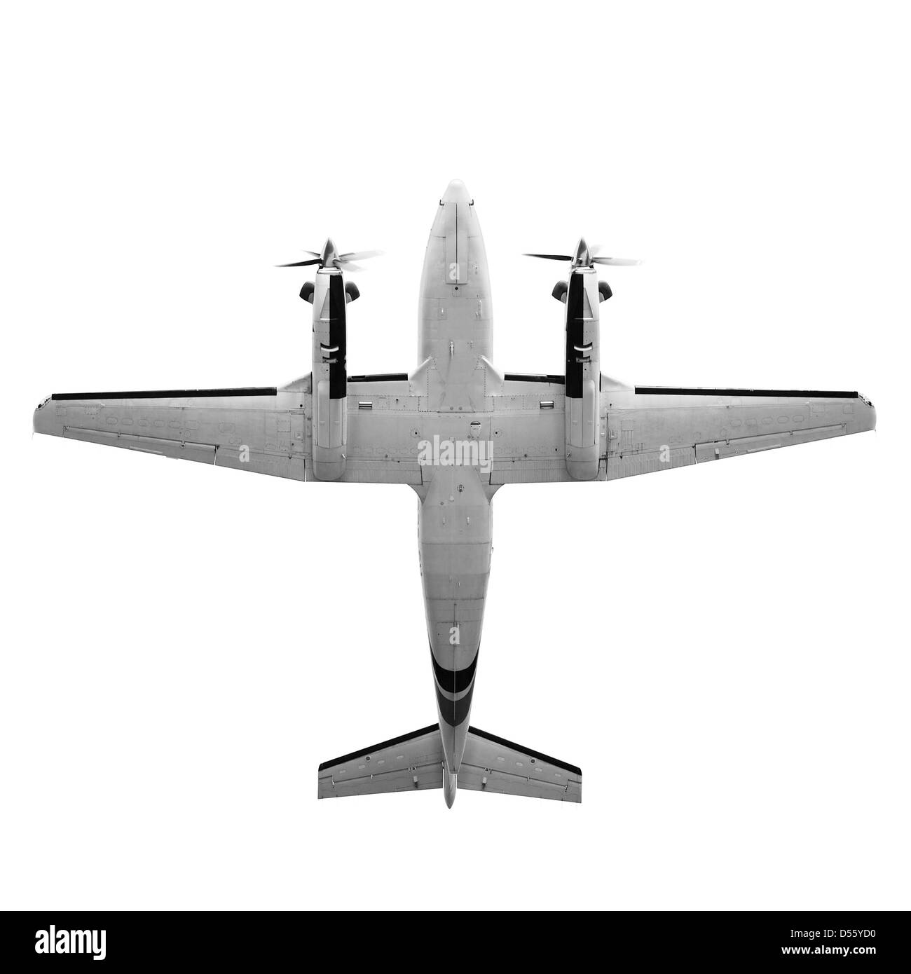 Alten Twin Prop grauen Frachtflugzeug isoliert auf weißem Hintergrund. Ansicht von unten Stockfoto