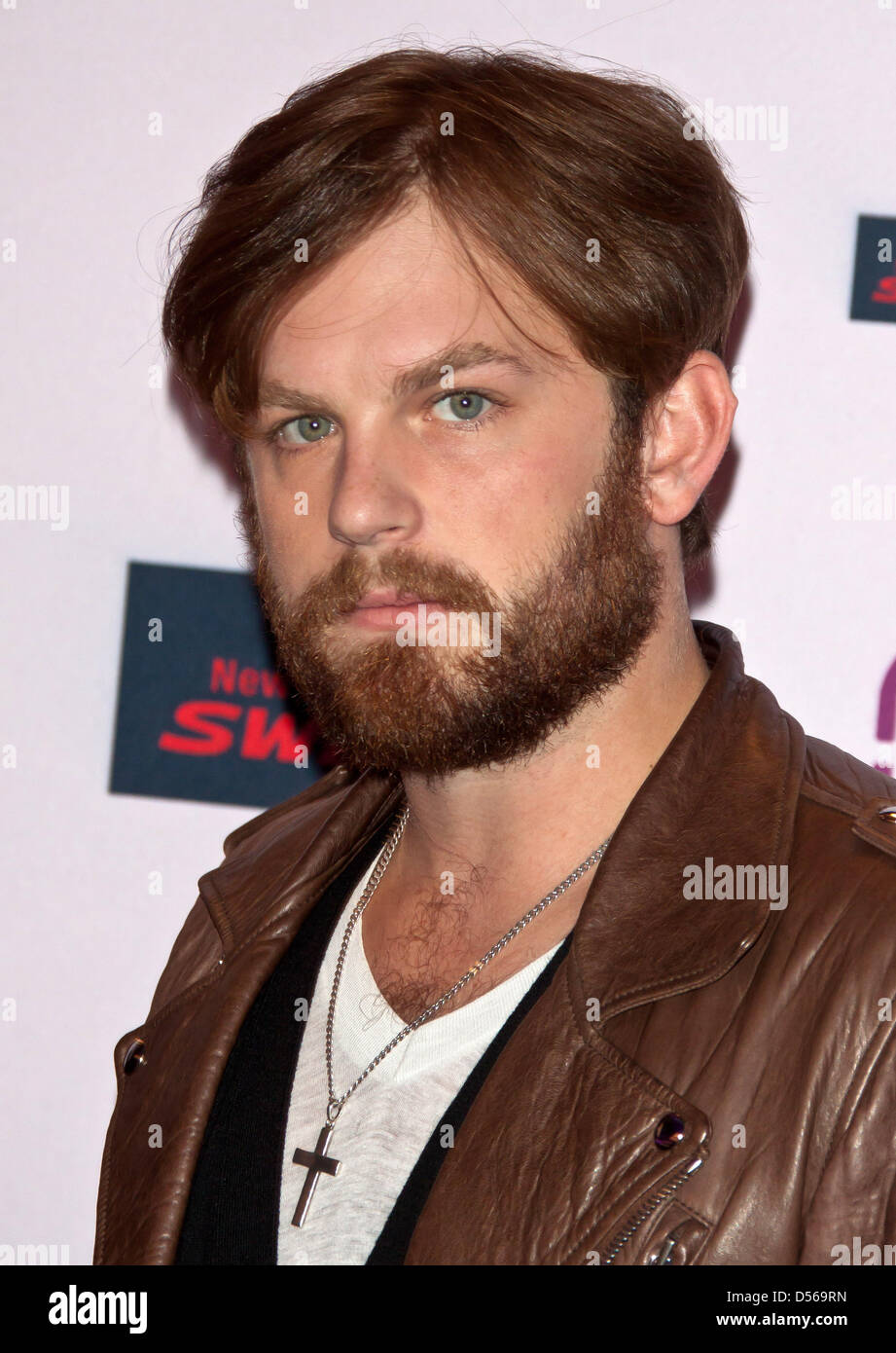 Caleb Followill, Sänger der US-amerikanischen Band Kings of Leon, kommt bei der 2010 MTV Europe Music Awards (EMA) 7. November 2010 im Caja Magica in Madrid, Spanien, statt. Foto: Hubert Boesl Stockfoto