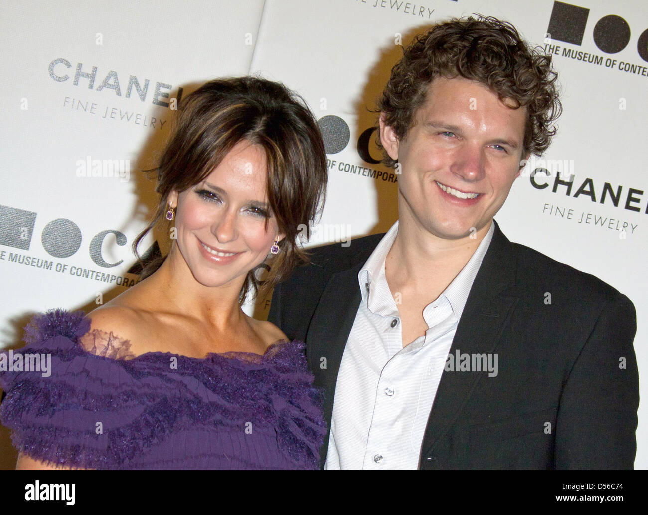 Schauspielerin Jennifer Love Hewitt und Freund Alex Beh besuchen das ...