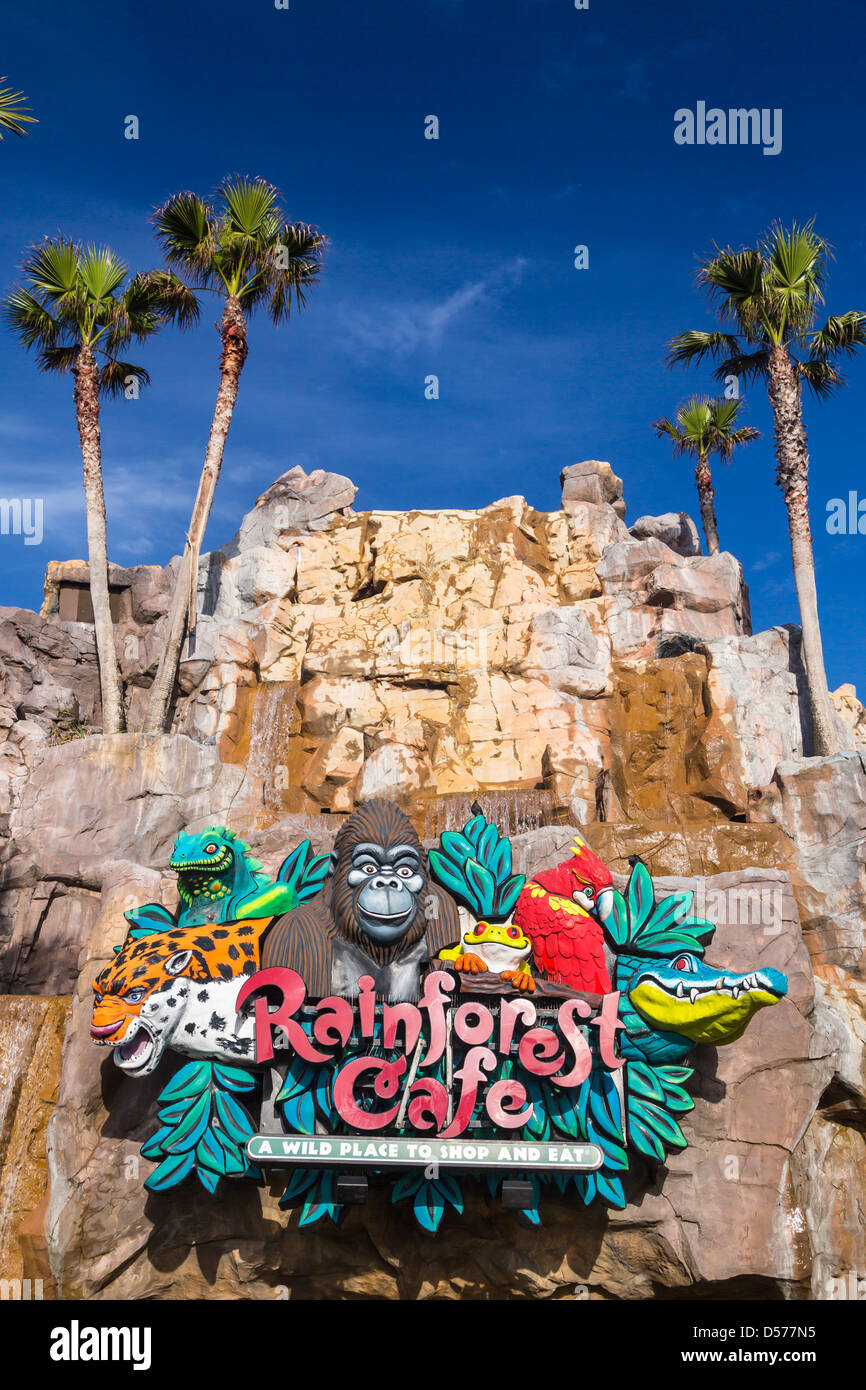 Das Rainforest Cafe Ortseingangsschild in Galveston, Texas, USA. Stockfoto