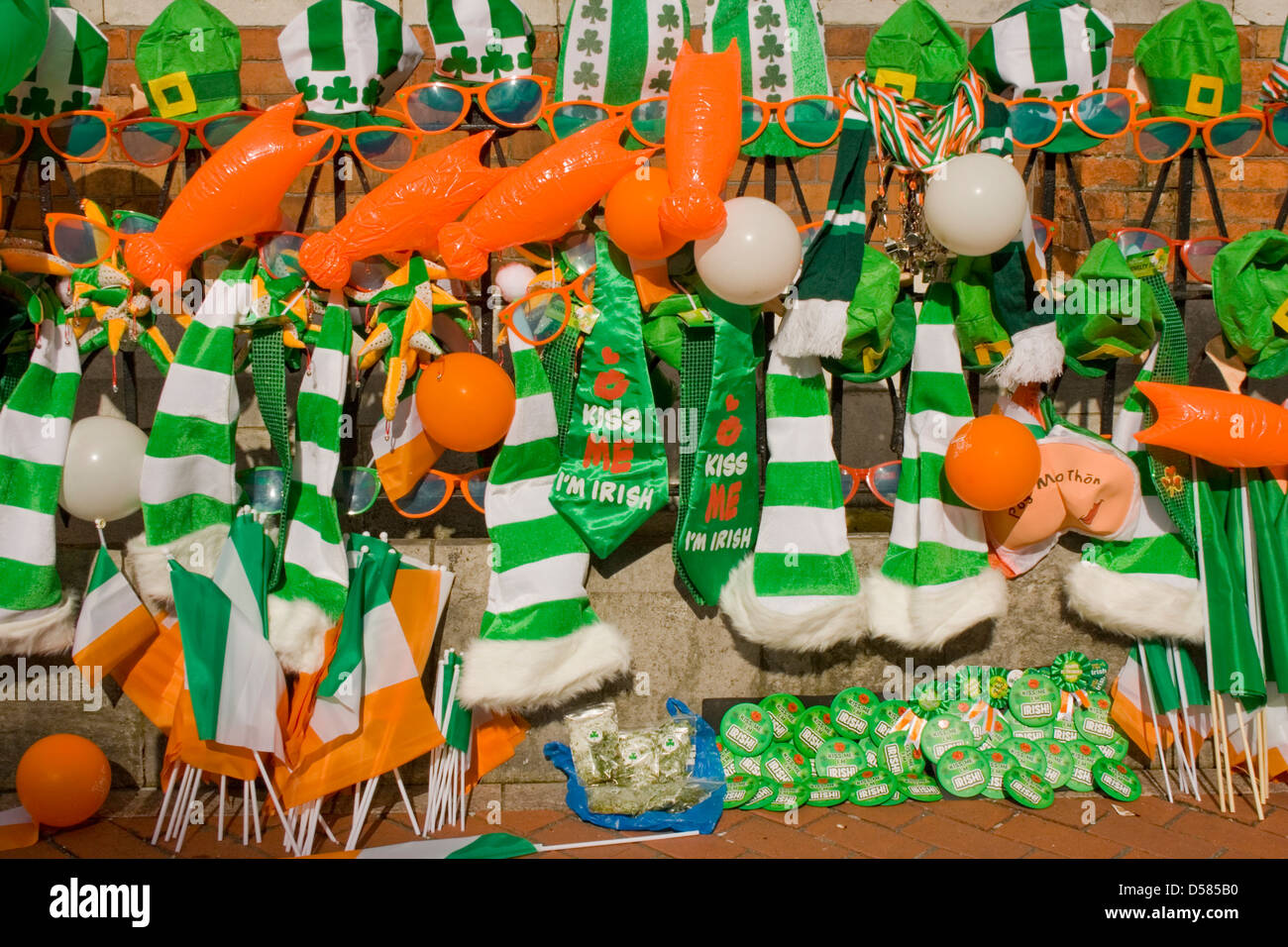 Irische Utensilien am St. Patricks Day Stockfoto