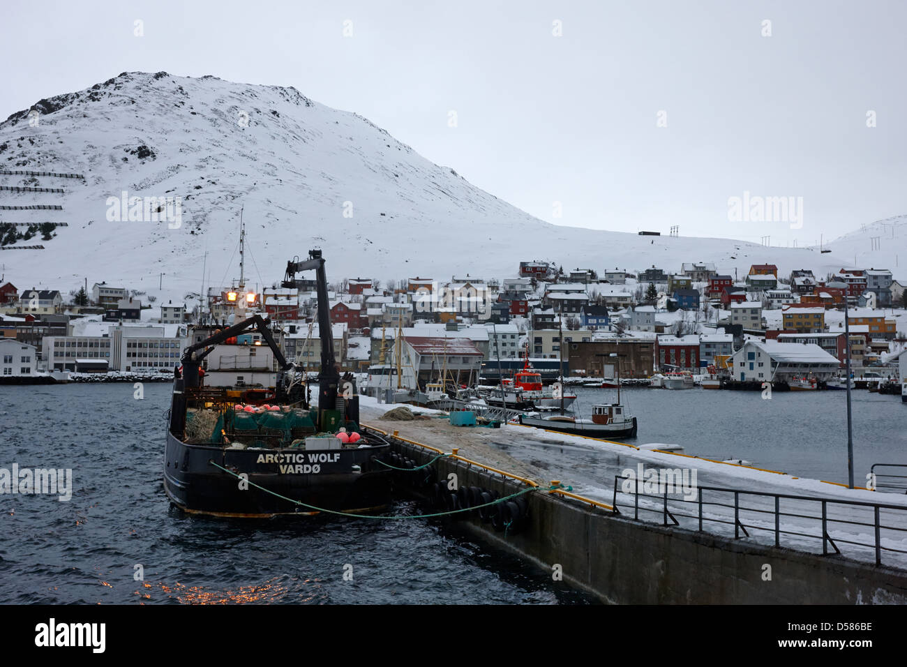 Honningsvag Hafen und Pier mit Krabben fischen Boote Finnmark-Norwegen-Europa Stockfoto