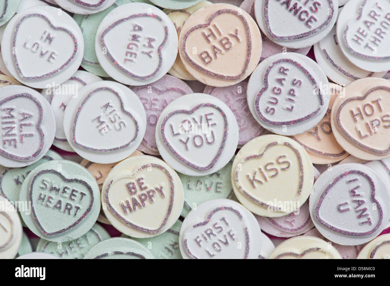 Liebe Herz süß Muster. Retro-Süßigkeiten-Hintergrund Stockfoto