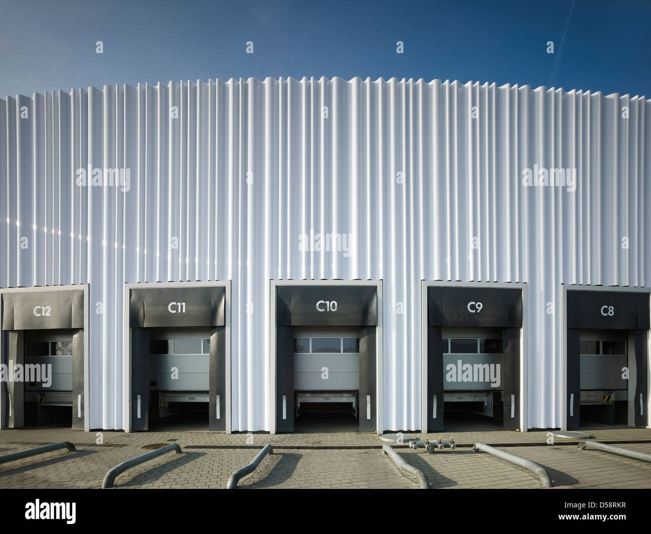 Logistikhalle bei Vitra Campus, am Weil Rhein, Deutschland. Architekt: SANAA, 2012. Stockfoto