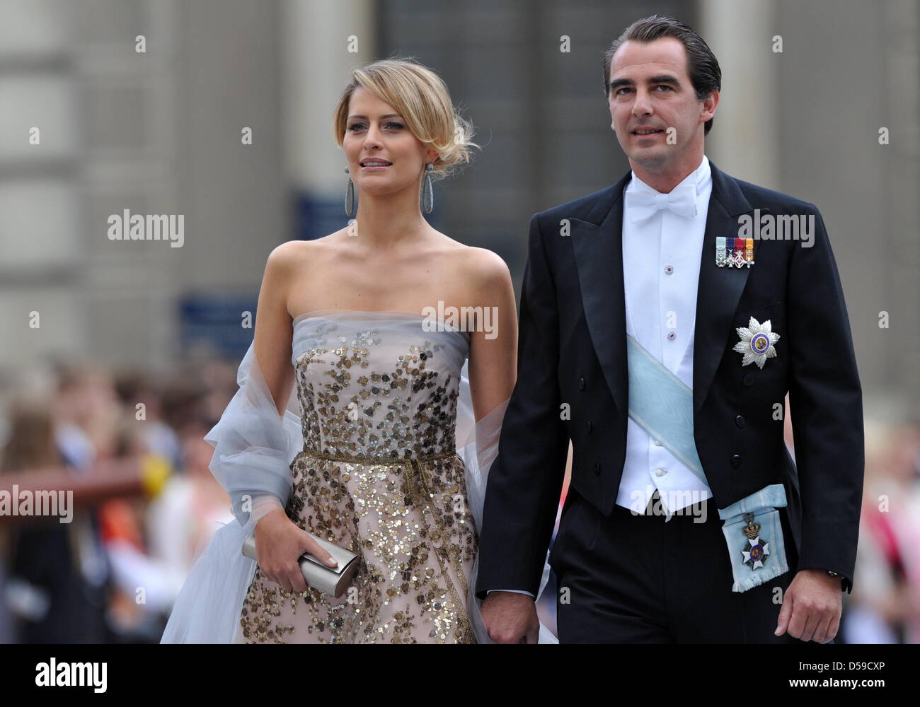 Prinz Nikolaos von Griechenland und Tatiana Blatnik kommen für die Hochzeit von Kronprinzessin Victoria von Schweden und Daniel Westling in Stockholm, Schweden, 19. Juni 2010. Foto: Jochen Luebke Stockfoto