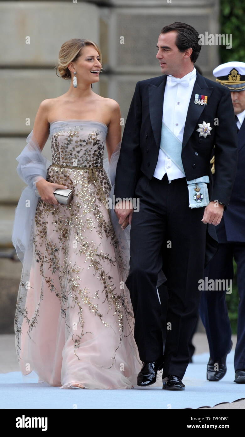 Prinz Nikolaos von Griechenland und Tatiana Blatnik kommen für die Hochzeit von Kronprinzessin Victoria von Schweden und Daniel Westling in Stockholm, Schweden, 19. Juni 2010. Foto: JOCHEN LUEBKE Stockfoto