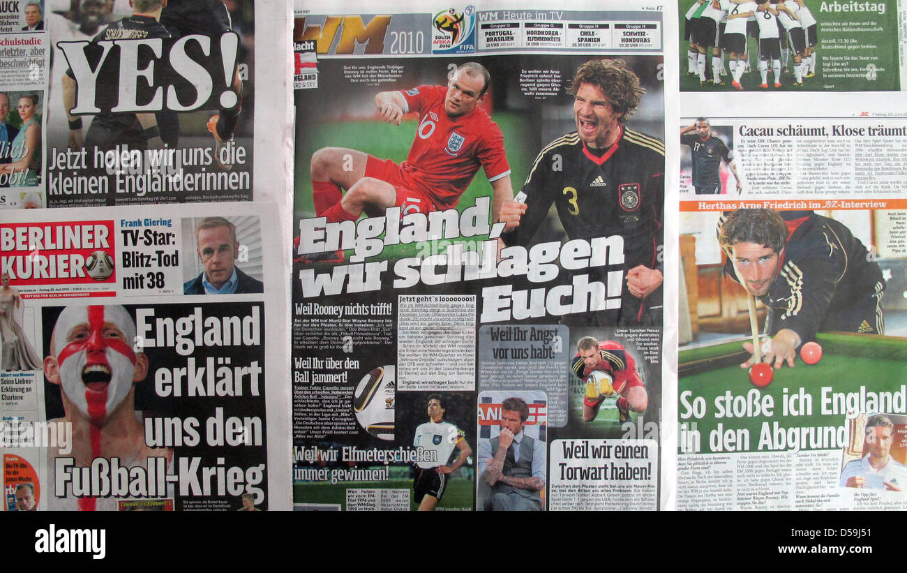 Mehrere Zeitungen mit Schlagzeilen, die unter Bezugnahme auf die bevorstehenden letzten 16 Spiel England gegen Deutschland, in Berlin, Deutschland, 25. Juni 2010 erfasst. Am 27. Juni 2010 spielt die deutsche Mannschaft England bei der WM. Foto: Soeren Stache Stockfoto