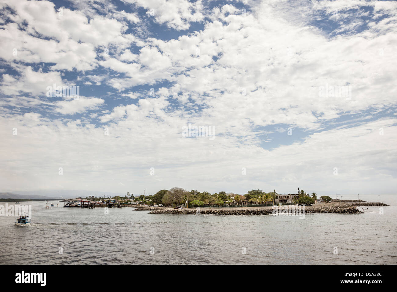 Hafen Stadt Puntarenas in den Golf von Nicoya in Puntarenas Provinz von Costa Rica. Stockfoto