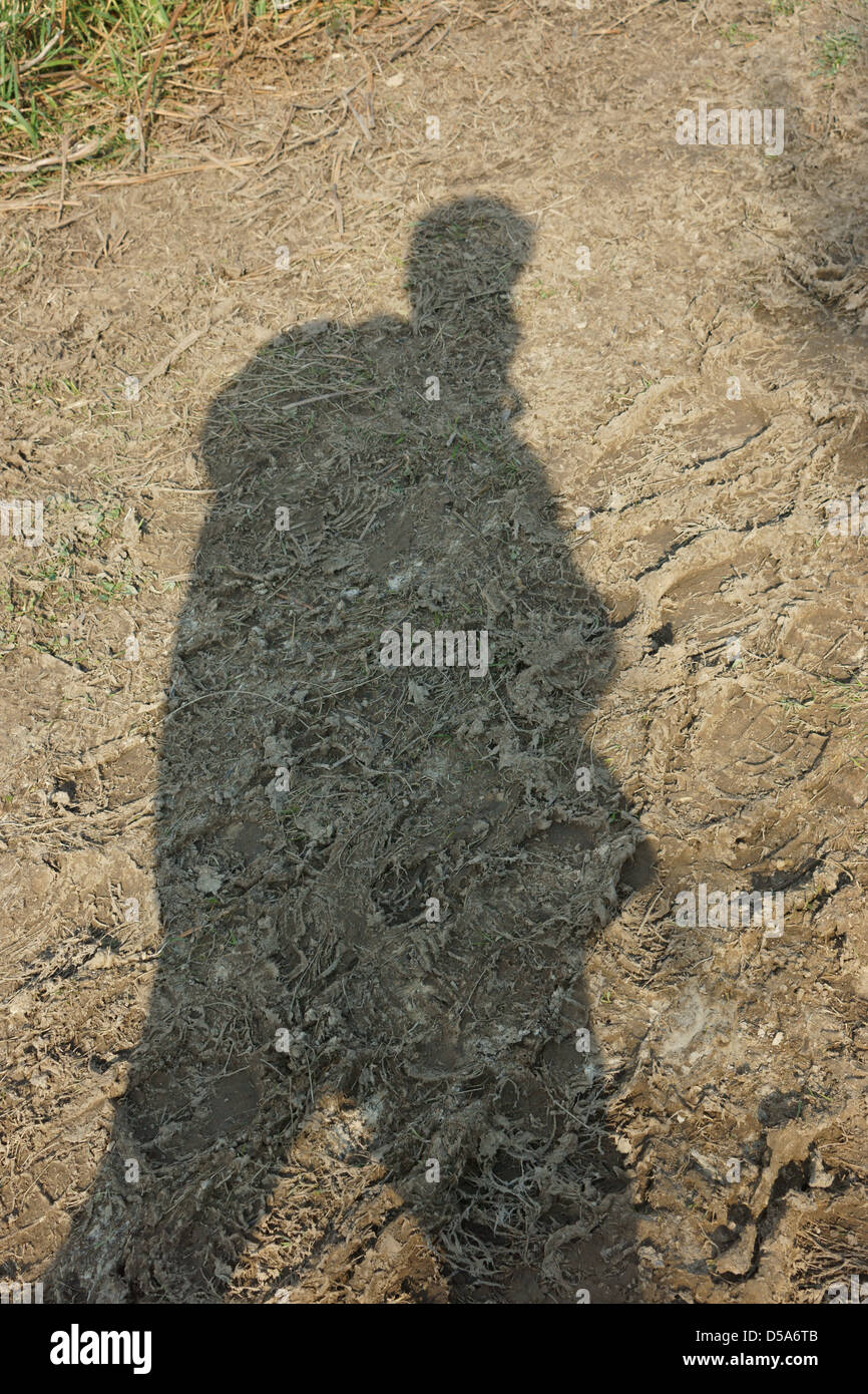 Schatten Sand Staub trockenen sonnigen Schlamm Rippen Stockfoto