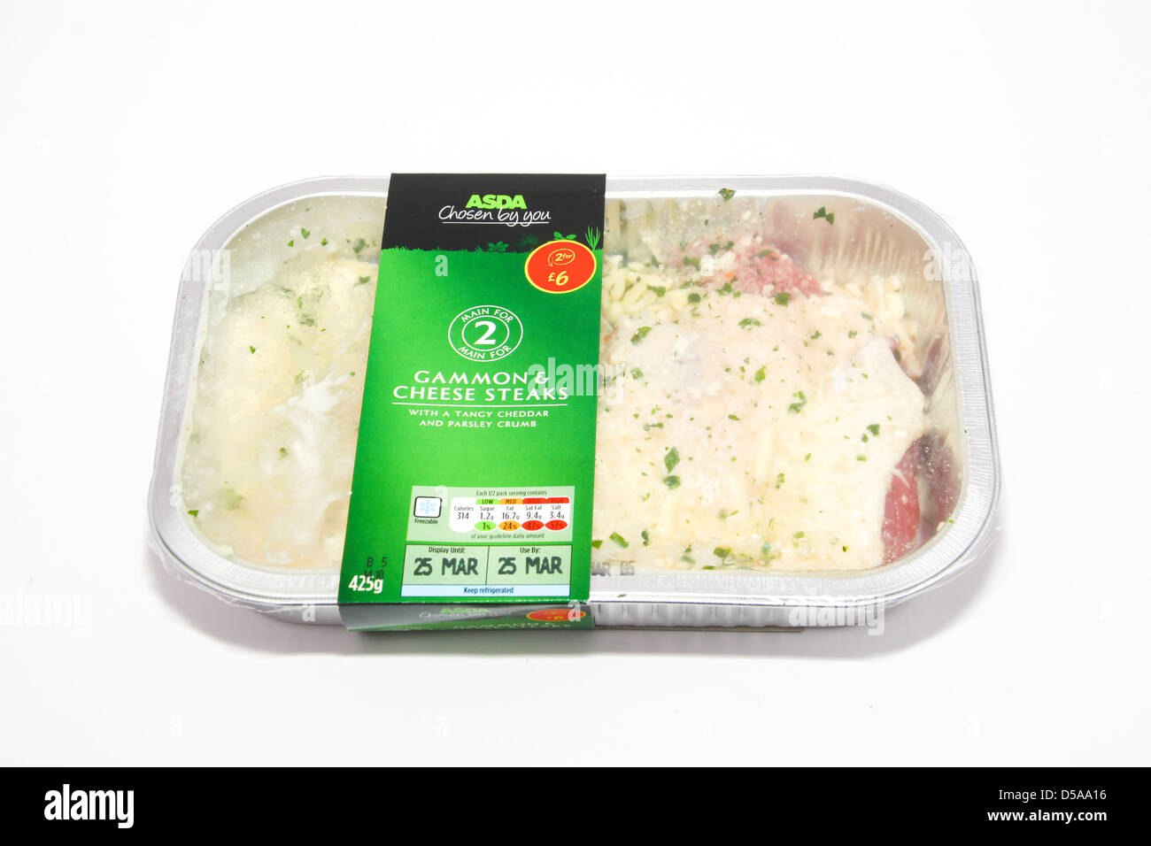 ASDA, die von Ihnen gewählten reichen Fertiggerichte von Schinken und Käse-steaks Stockfoto