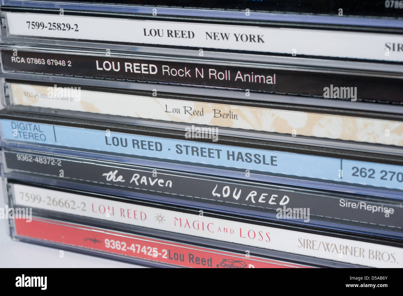 Ein Haufen von Lou Reed Alben Stockfoto