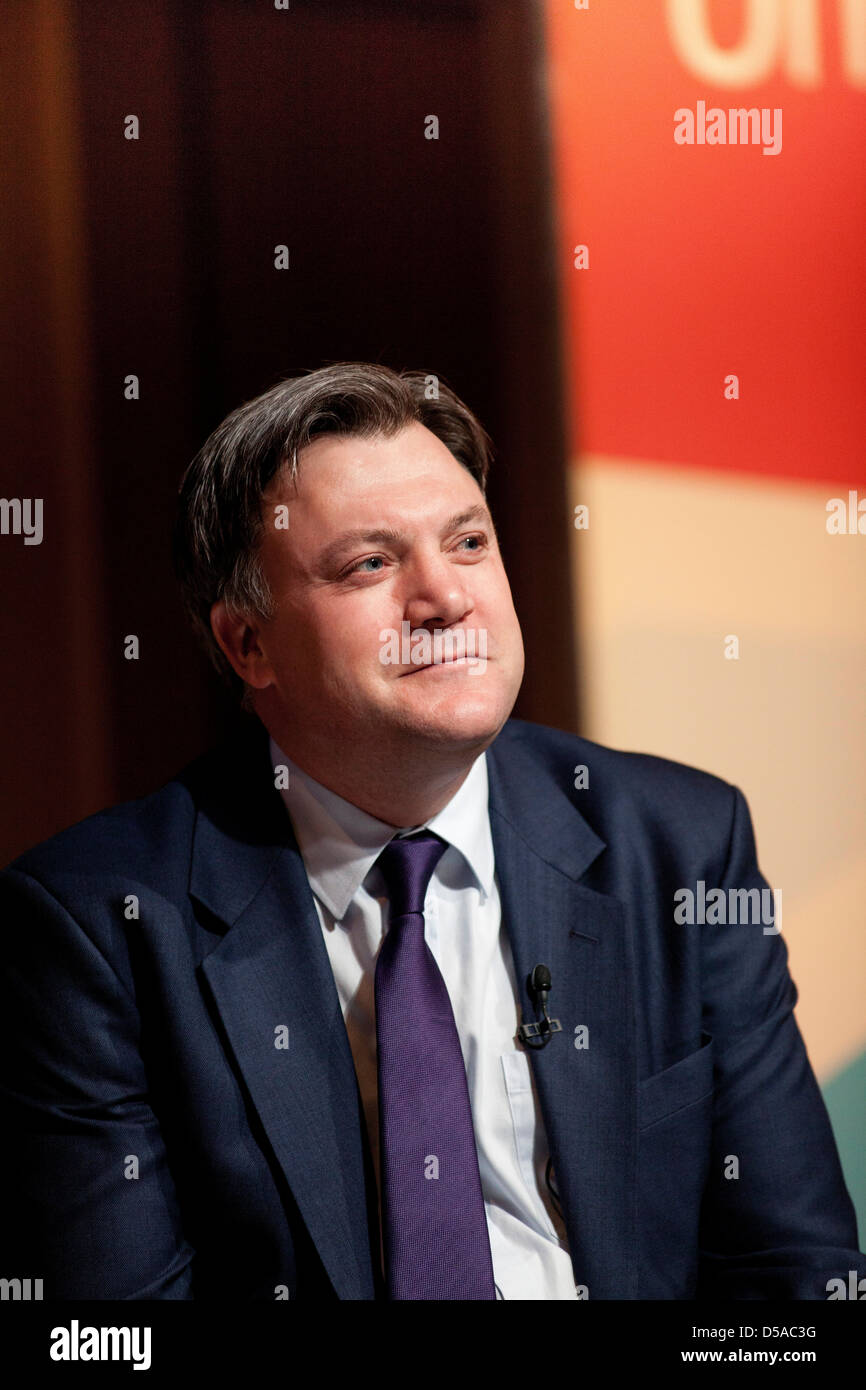 Ed Balls, Arbeits-Wartungstafel für Morley und Outwood und Schatten-Kanzler anlässlich der Labour-Politikforum in Birmingham. Stockfoto