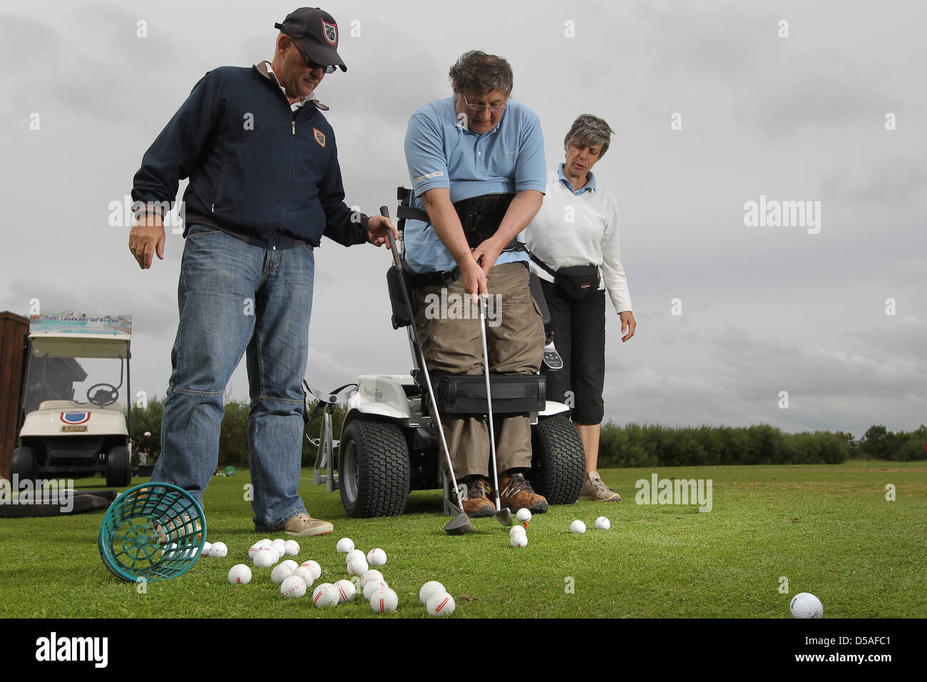 Deutschland, mit zwei Handicaps auf Handicap. Sankt Peter-Ording, gibt es eine integrative Golfclub für Schlaganfall-Patienten Stockfoto