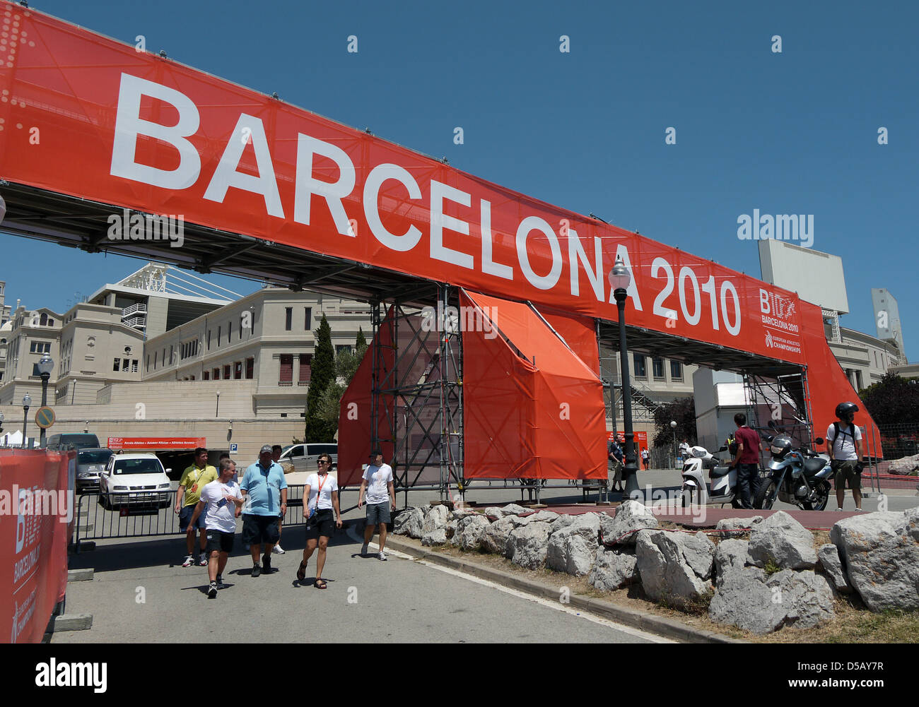 Blick auf Olympia-Stadion Lluis Companys in Barcelona, Spanien, 24. Juli 2010. Das Stadion ist Austragungsort der Europäischen Leichtathletik Meisterschaften Barcelona 2010 vom 27. Juli bis 01 August stattfand. Foto: Rainer Jensen Stockfoto