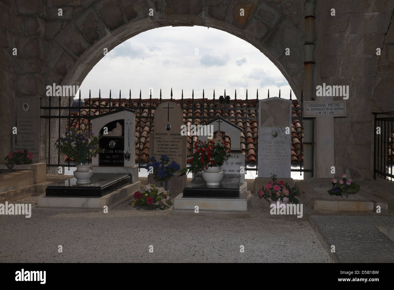 Friedhof der Schrein unserer lieben Frau von Castelmonte, Friuli Venezia Giulia, Italien Stockfoto