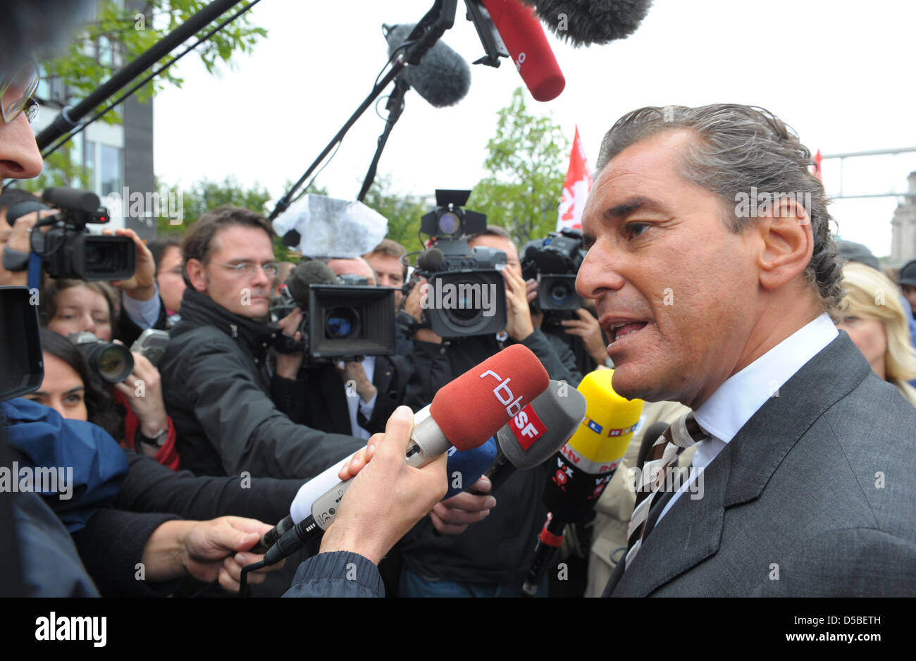 Michel friedman -Fotos und -Bildmaterial in hoher Auflösung – Alamy