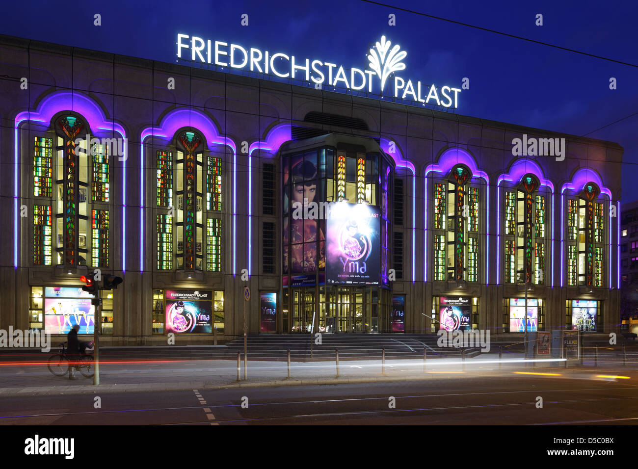 Berlin, Deutschland, Friedrichstadt-Palast in der Friedrichstraße in Berlin-Mitte Stockfoto