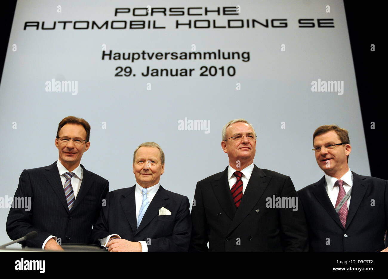 Wolfgang porsche chairman supervisory board Fotos und Bildmaterial in hoher Auflösung Alamy