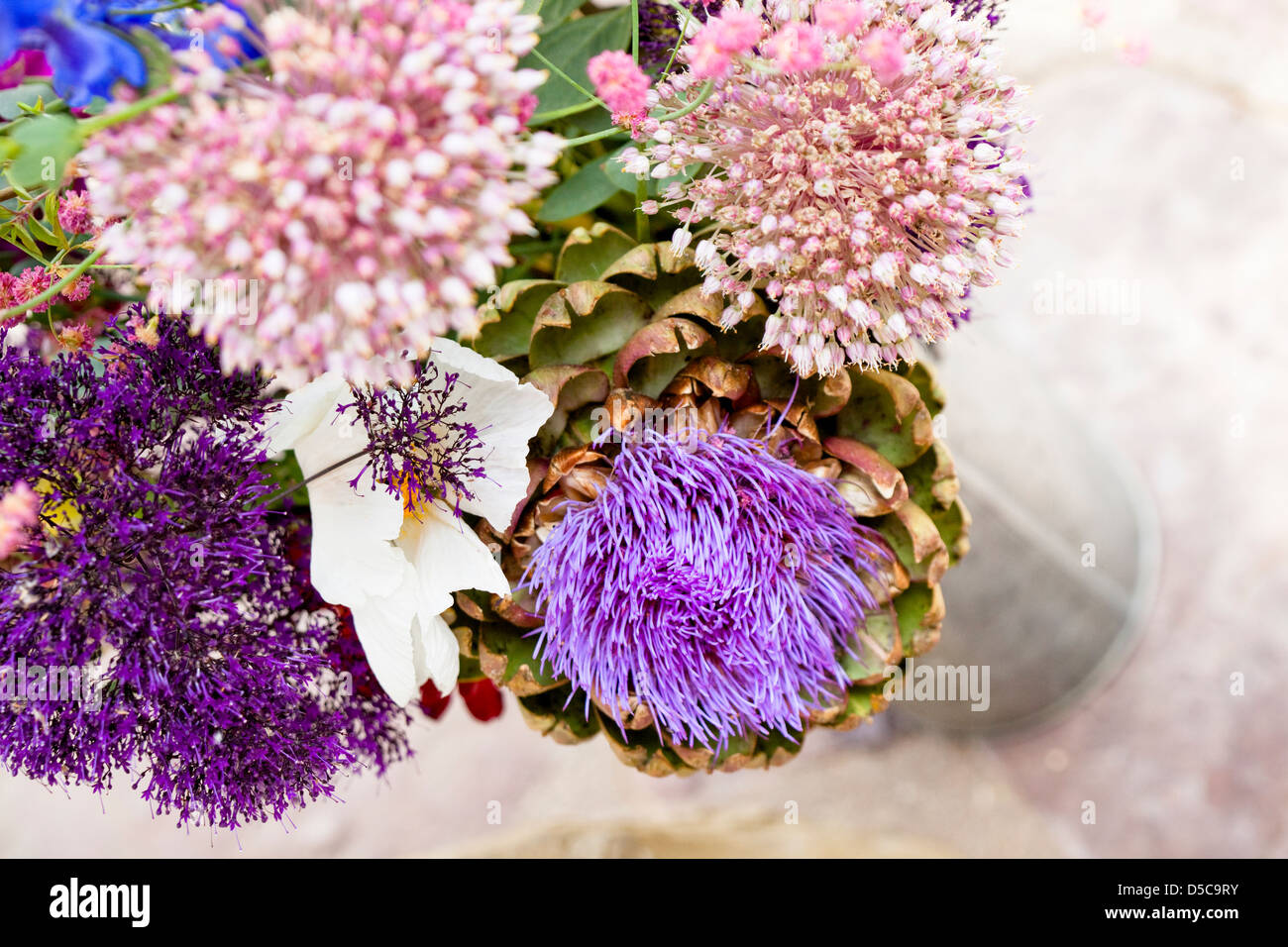 Blumen, rosa, lila, weiß, gelb, Bauern-Markt-Blumen Stockfoto
