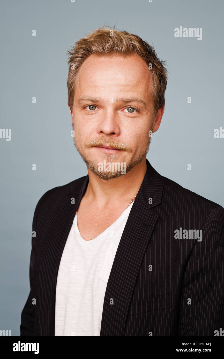 Matthias Koeberlin bei einem Fototermin für den Film "Laconia" im Kempinski Hotel Atlantic. Hamburg, Deutschland - 28.09.2011. Stockfoto