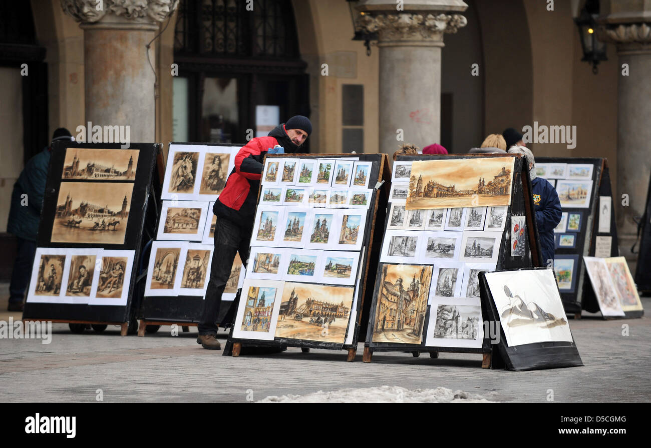 Kunst zum Verkauf auf dem Markt Platz, Krakau, Polen Stockfoto