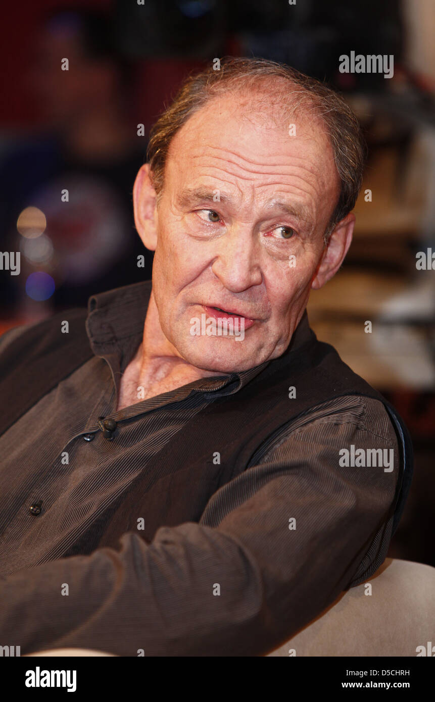 Michael Mendl auf deutschen Talkshow 3 Nach 9'. Bremen, Deutschland - 30.09.2011 Stockfoto