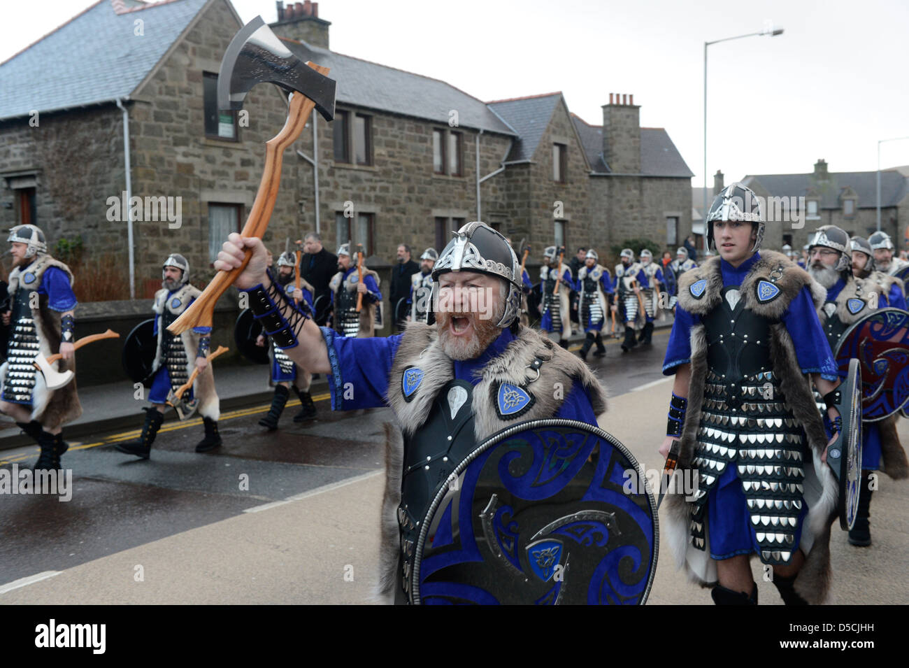 Up Helly Aa 2013 Europas größte Feuerfestival statt in Lerwick die Hauptstadt von Shetland Schottland, Vereinigtes Königreich Stockfoto