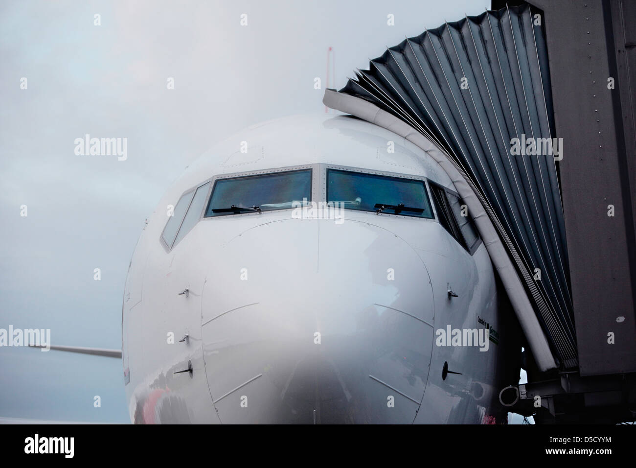 Berlin, Deutschland, ein Flugzeug am gate Stockfoto