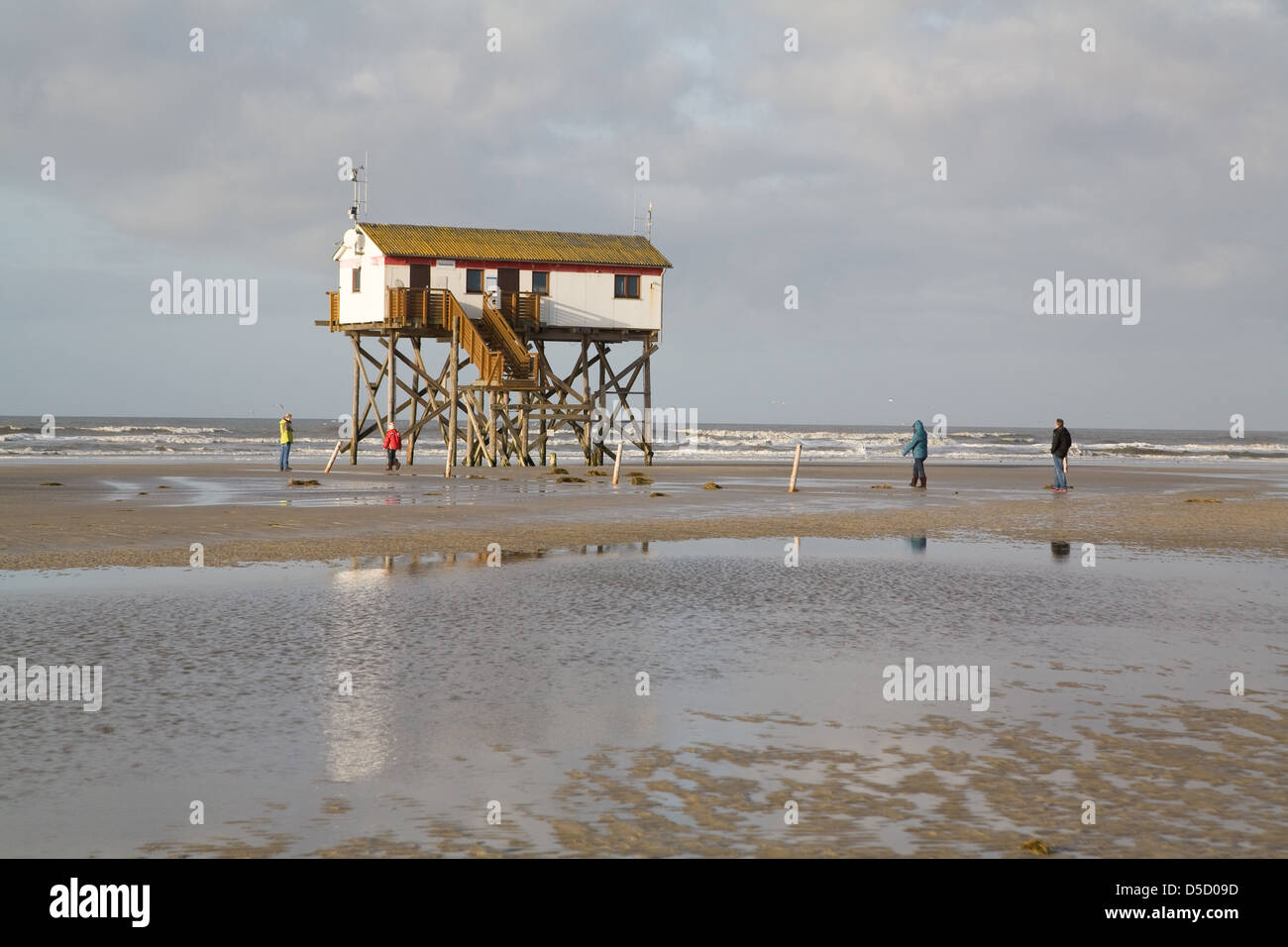 Sankt Peter-Ording, Deutschland, typische Ording Strand auf Stelzen Stockfoto