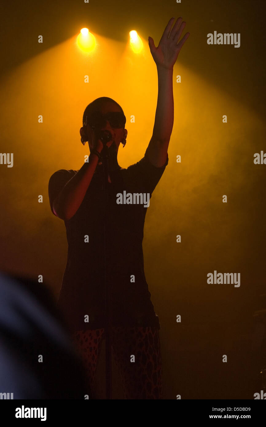  Wangels, Deutschland, Sängerin Alina Sueggeler Frida Gold Konzert Illustration 