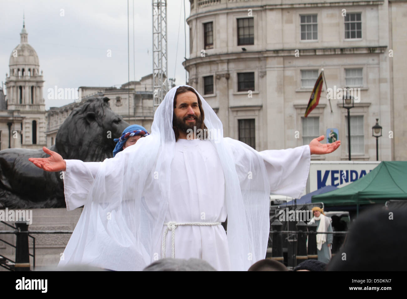 London, UK. 29. März 2013. James Burke-Dunsmore als Jesus. Bildnachweis: David Mbiyu / Alamy Live News Stockfoto